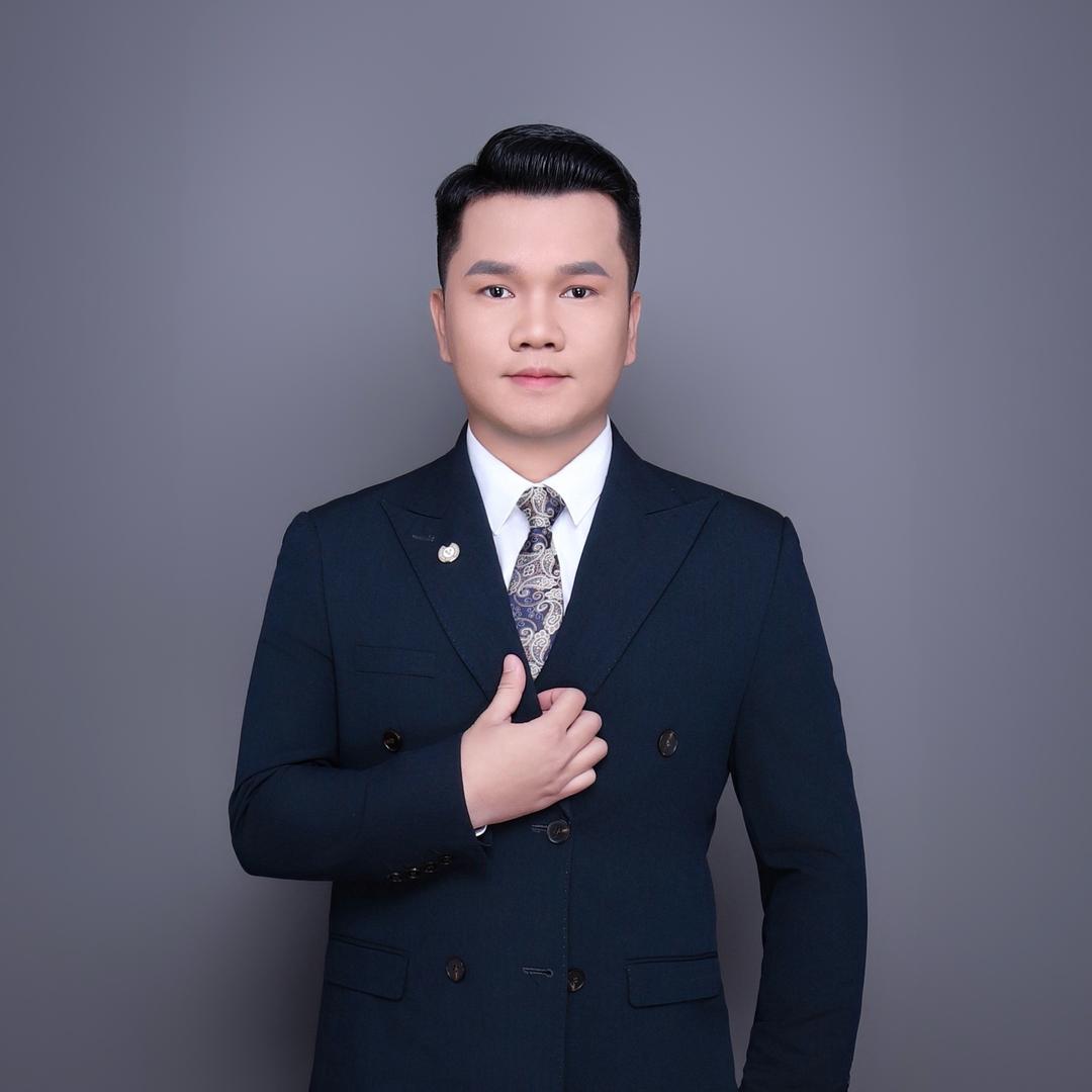 开平新一代梁先生