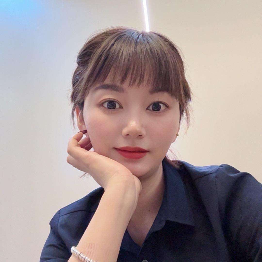 全屋定制小姐姐