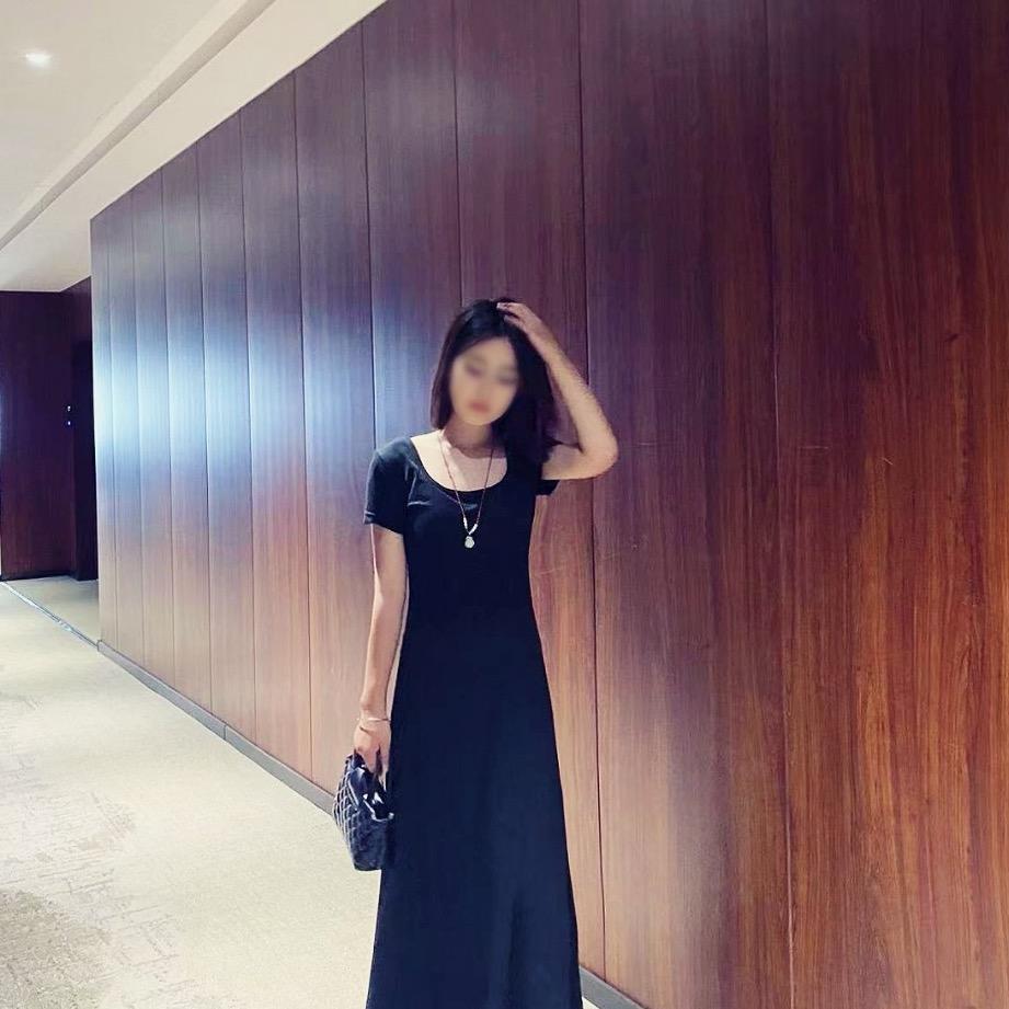 女二