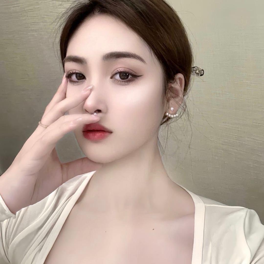 釉子妹妹.