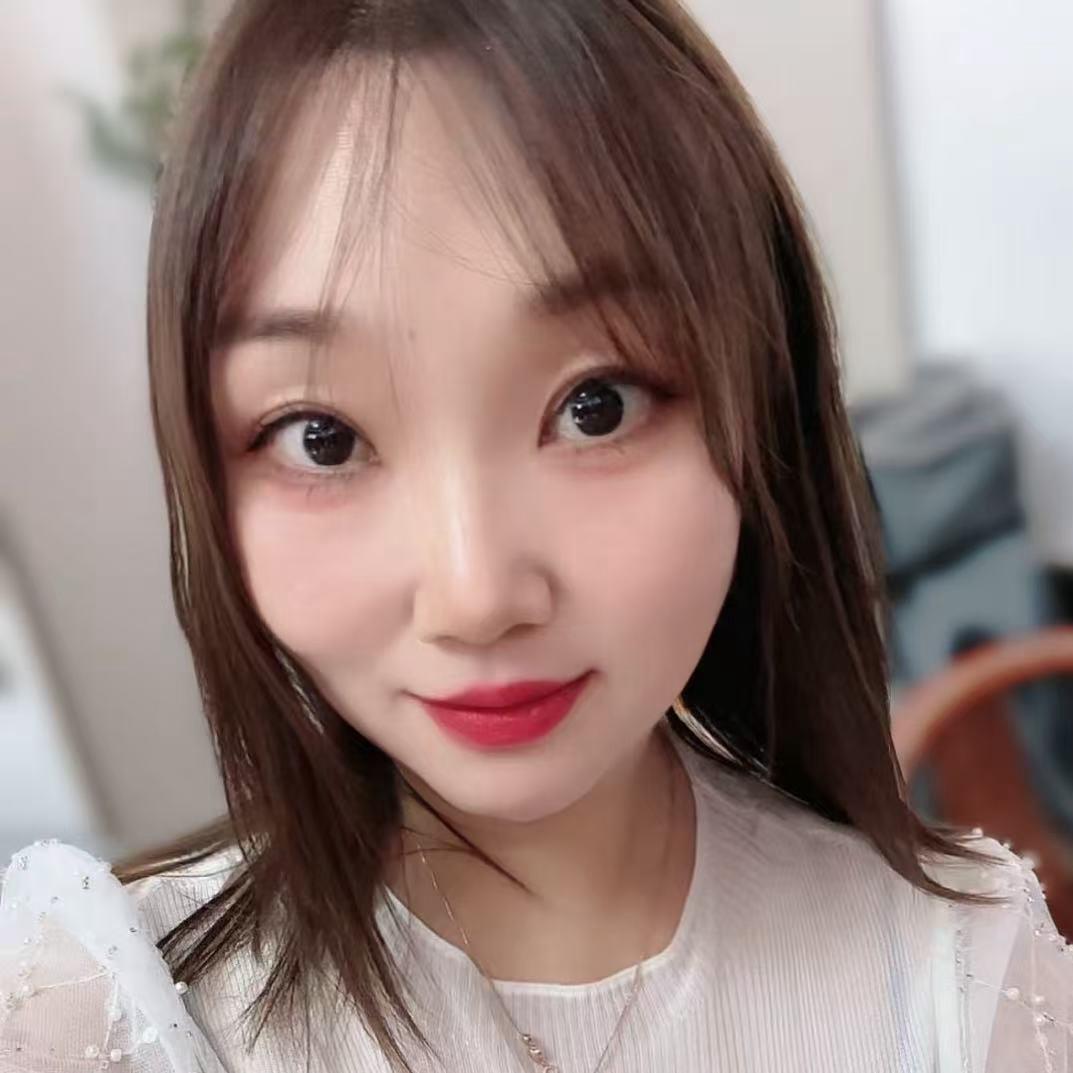 柒柒。