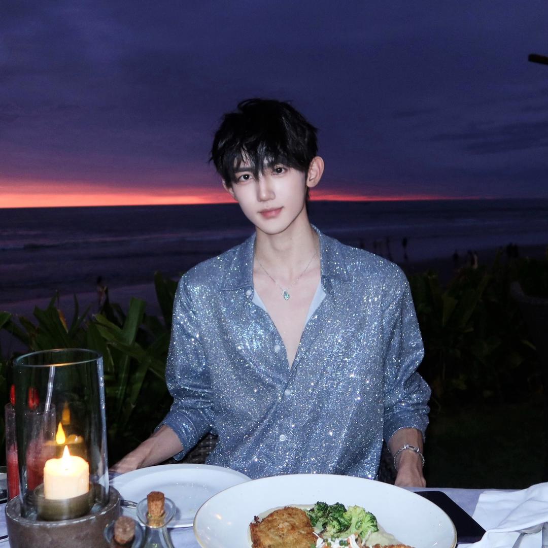 李明洋