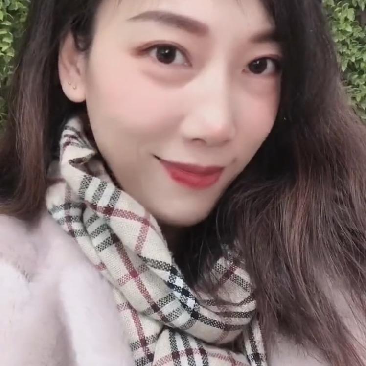 阳阳爱桃子