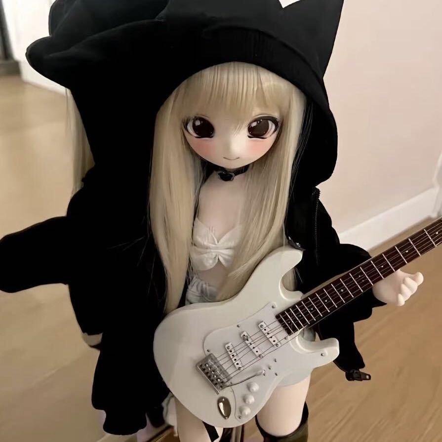 社恐忧郁美少女