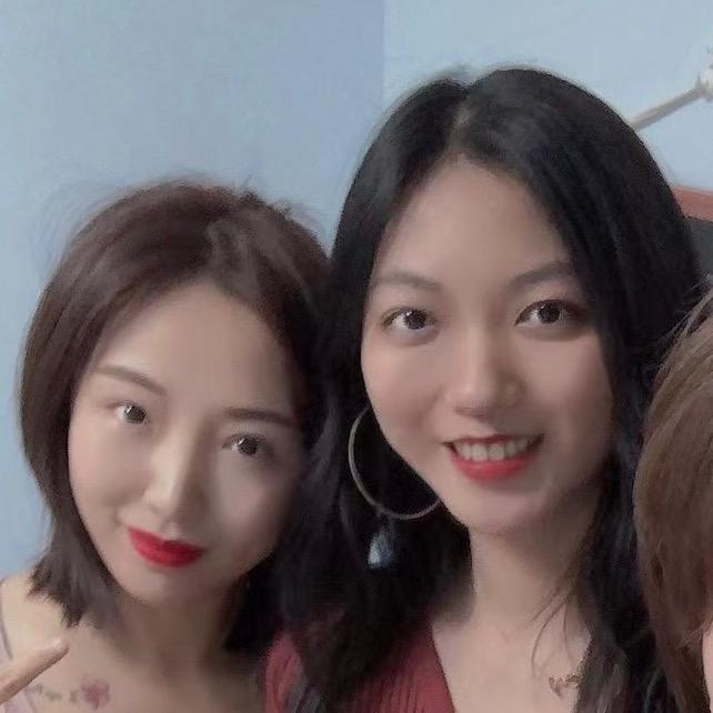 凌凌發一家
