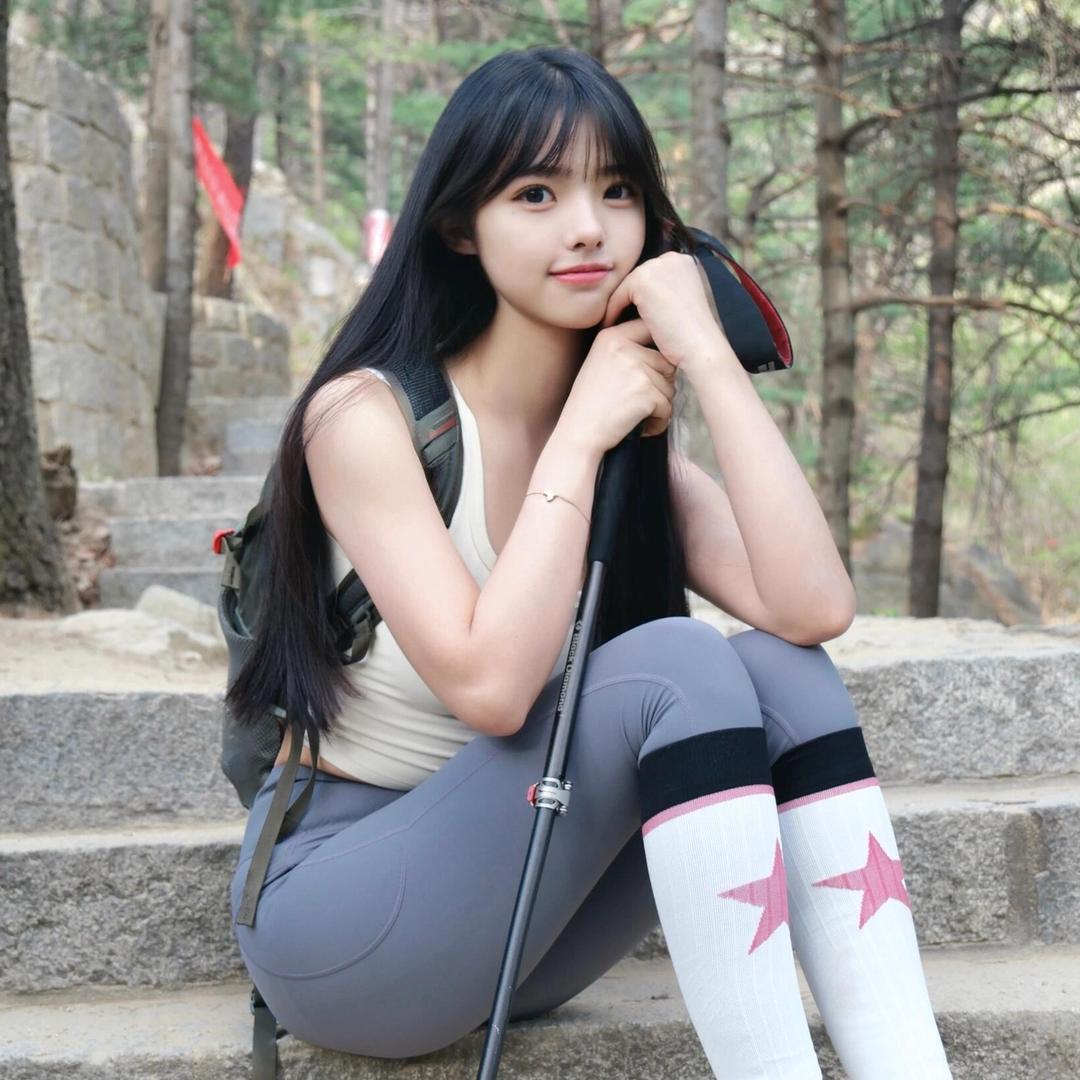 小艺［进群看主页］