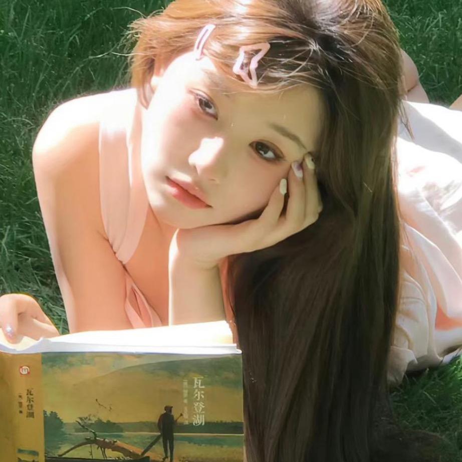 爱吃饼干的熊霸天