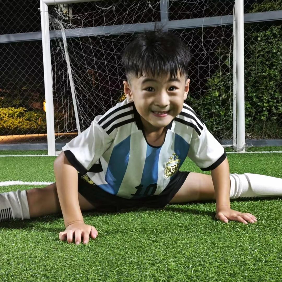 追风少年小逗逗（2018张嘉泽）