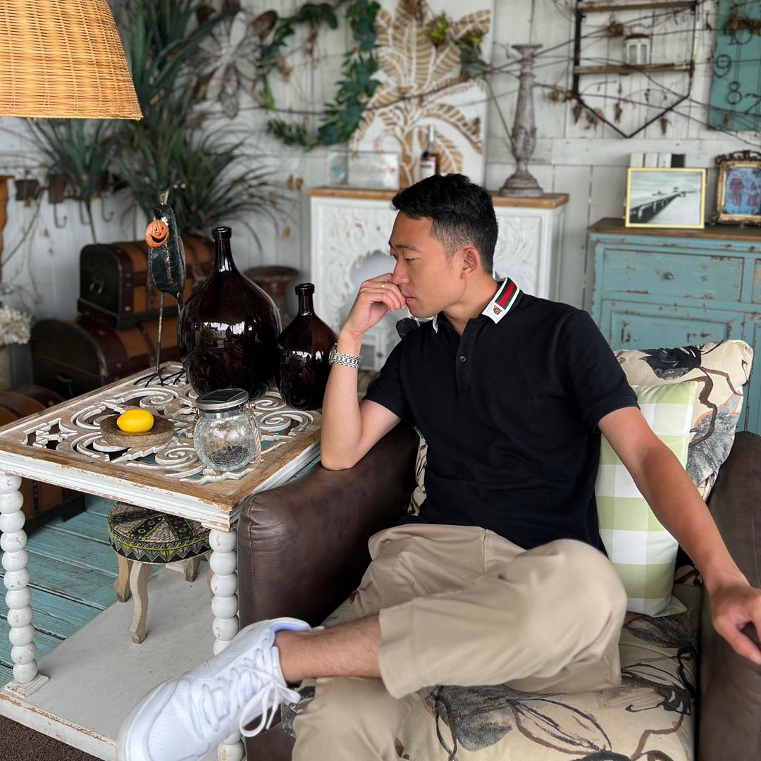 潇洒创业的军哥