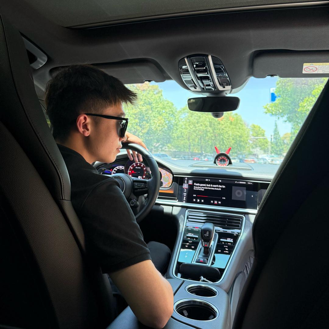 丁总-成都二手车