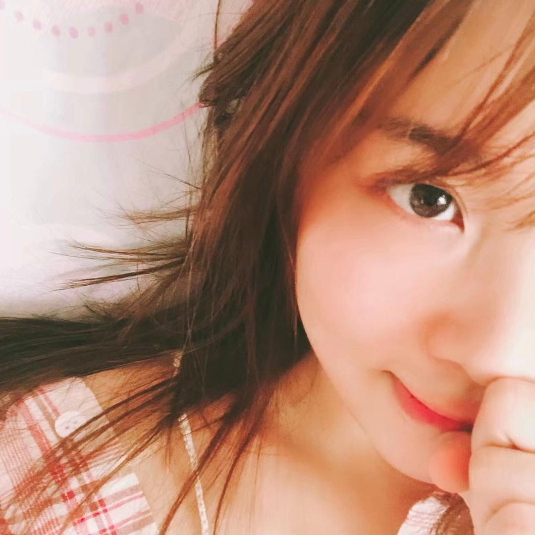 Elena。