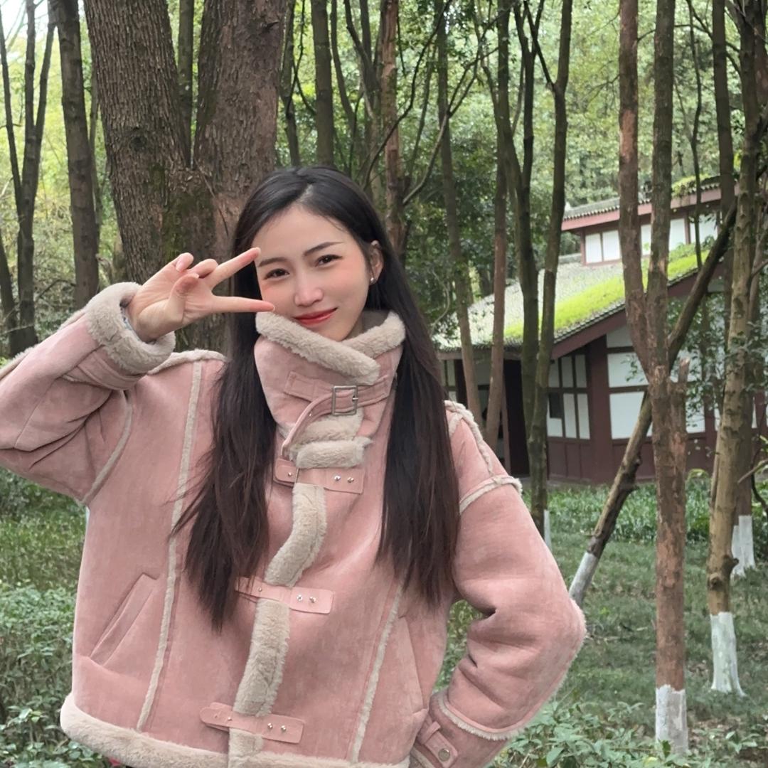 梅子轻奢女装