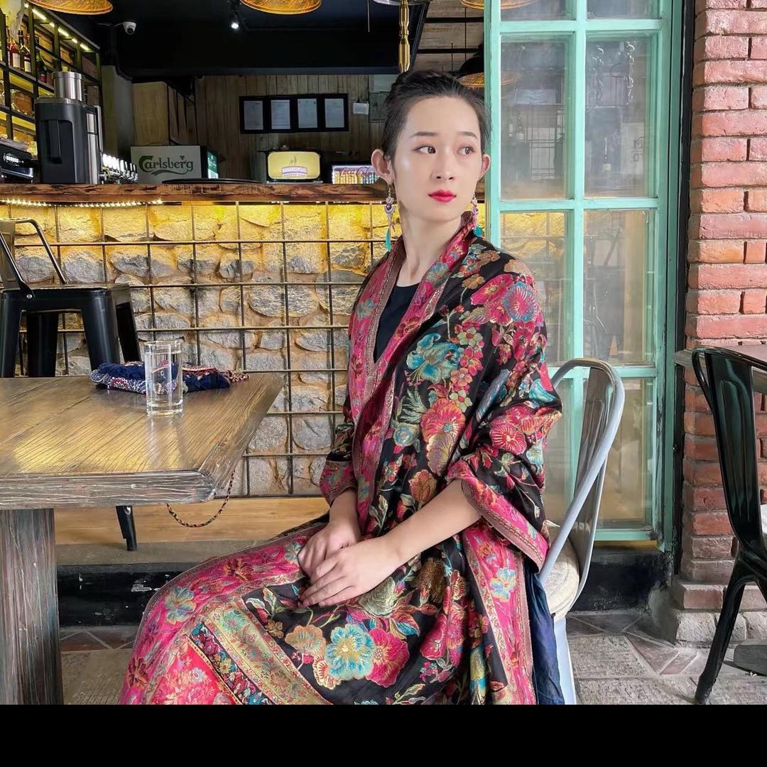 甜甜异域服饰
