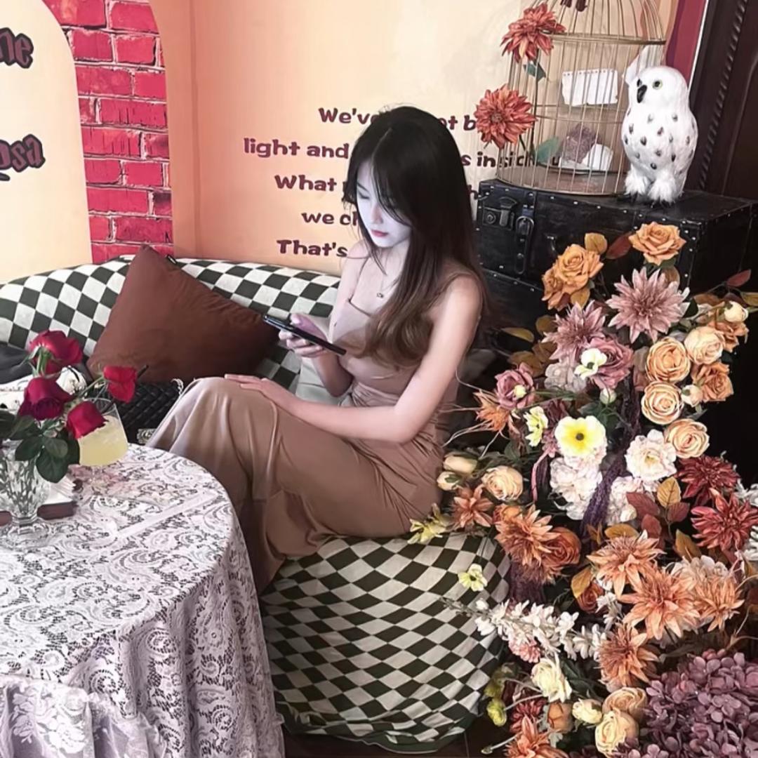 小奈圆滚滚.