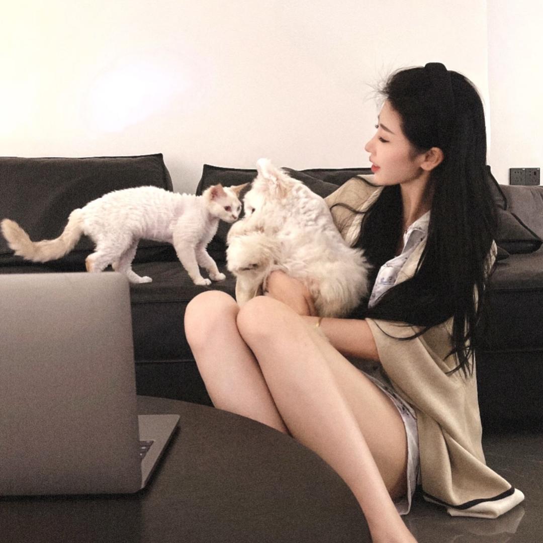 没事儿滚.