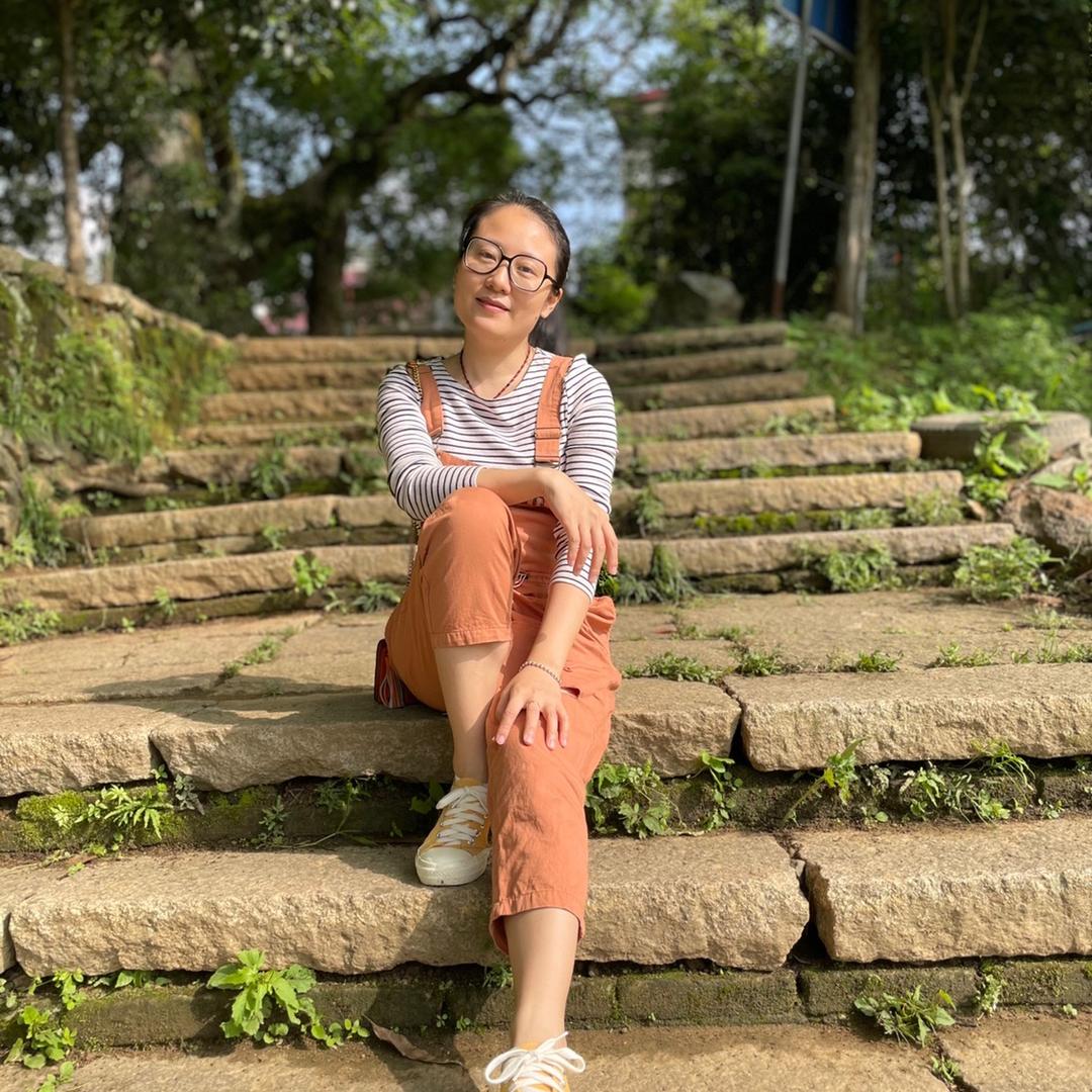淡淡的水