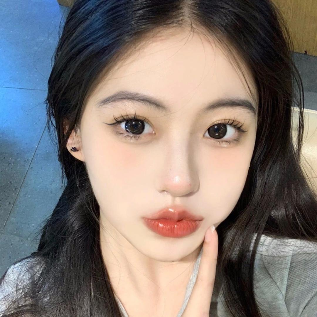 嘟嘟🍖🍔🍤🍟🍕