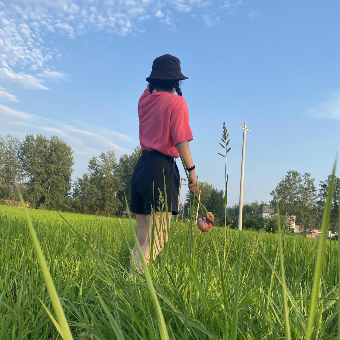 C.💋 闫 闫