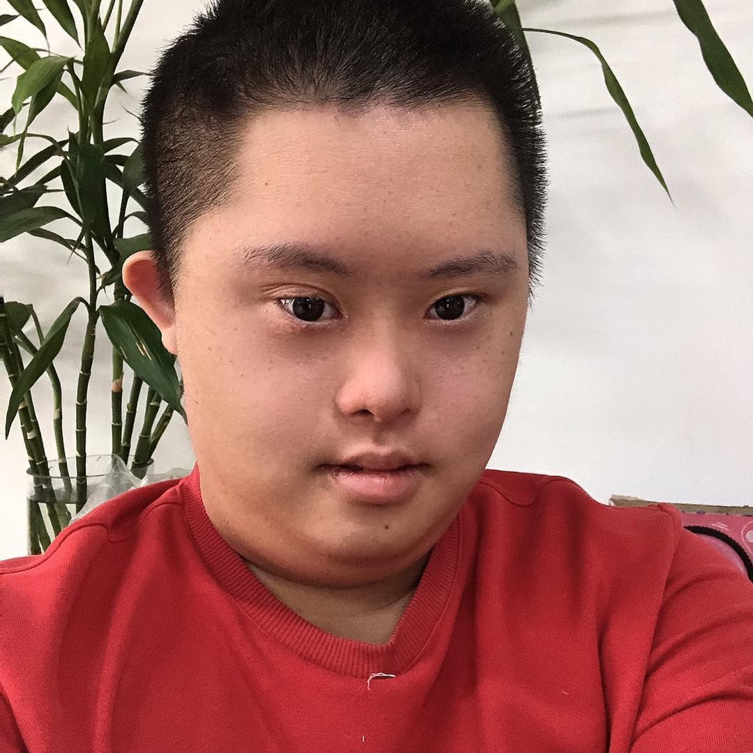孙浩洋