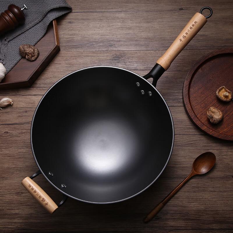 陆川生铁铸铁锅