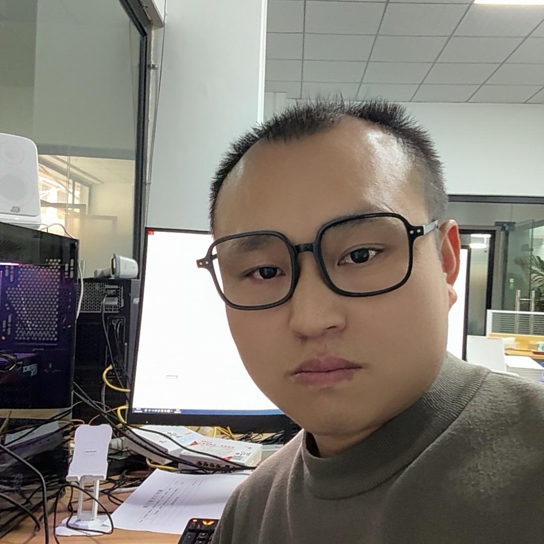 深圳圆头运营哥