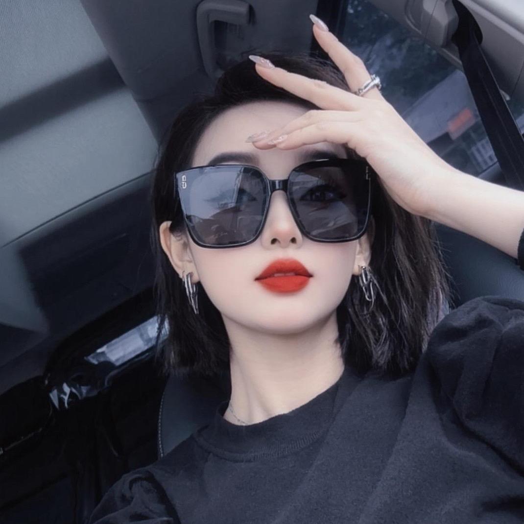 @💋Y -.