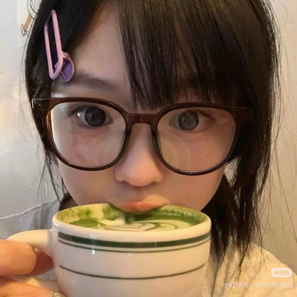 摆摆^