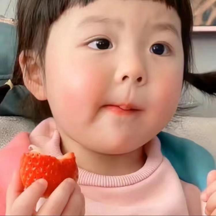 一口菠萝