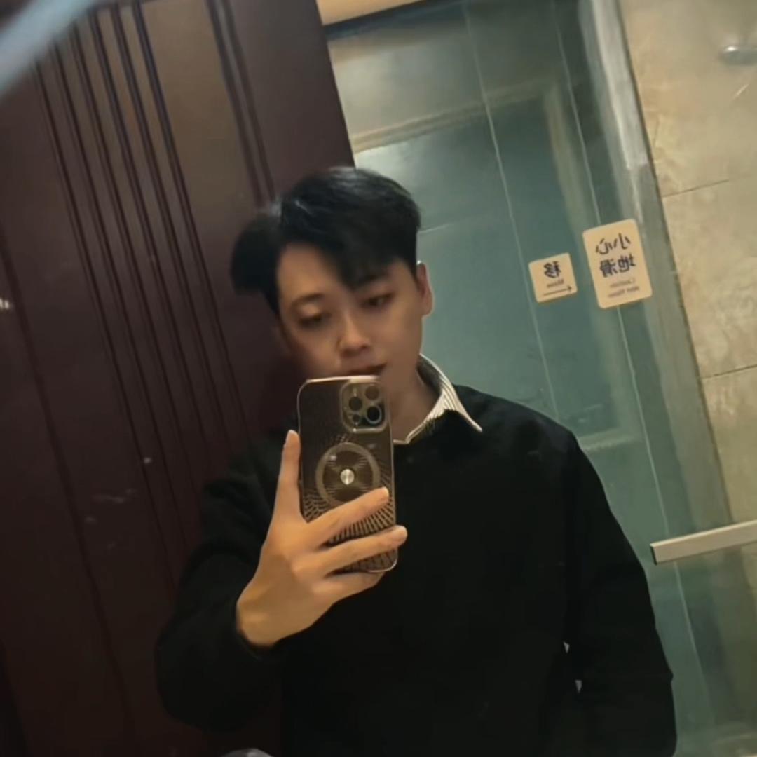 o▬▬▬▬|▅▅▆▆▇◤