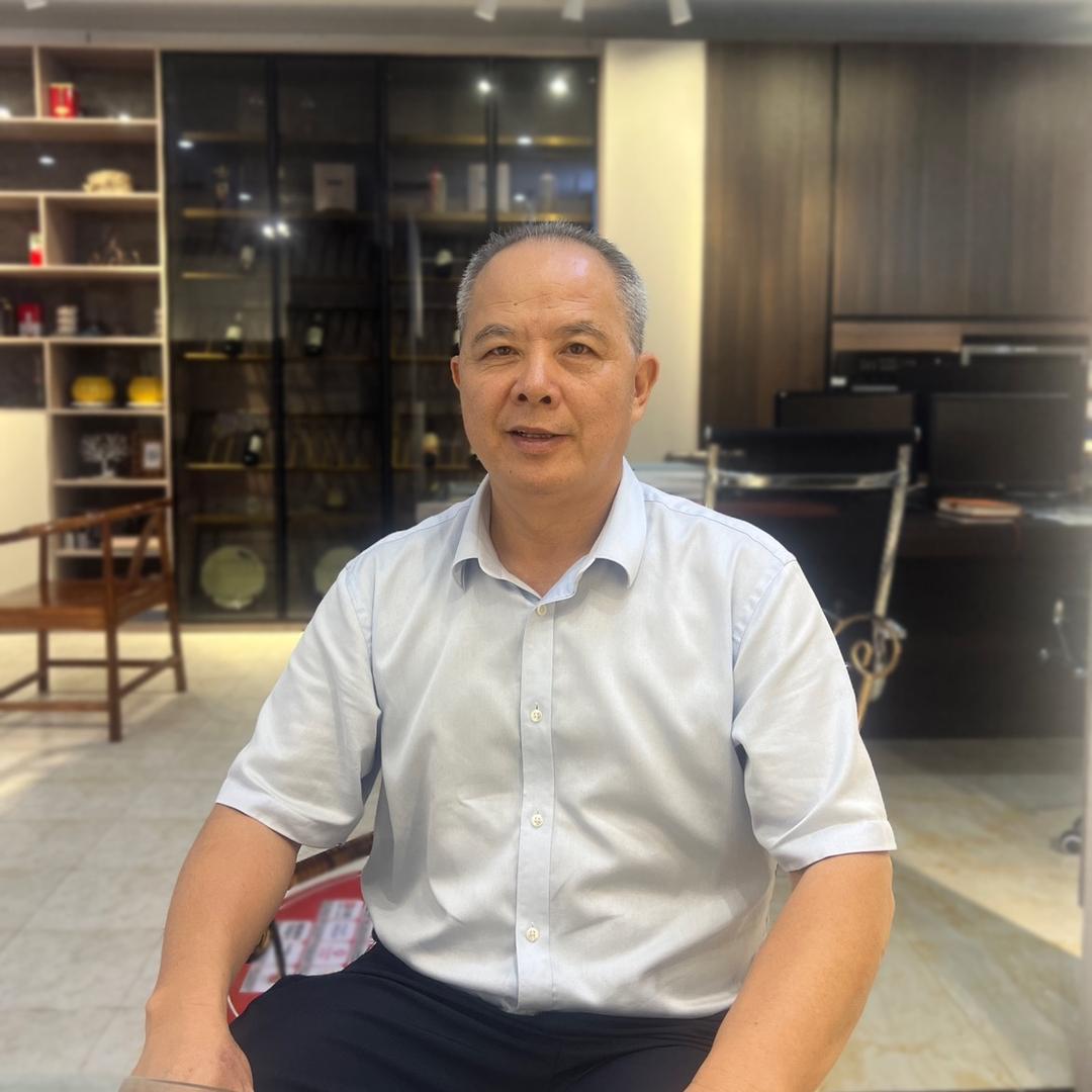 湛江全屋定制工厂伟哥