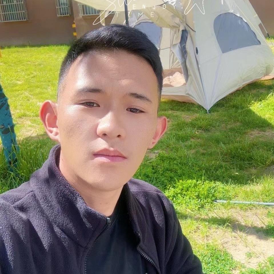 ཧྲི་དར་།🤓 石塔