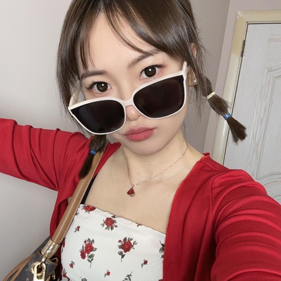 紫紫是个小个子👚