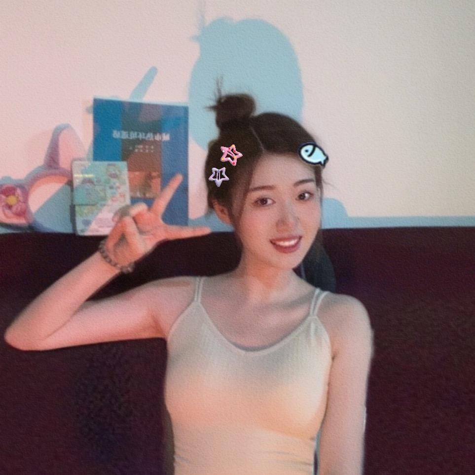 万能的女神冯冯
