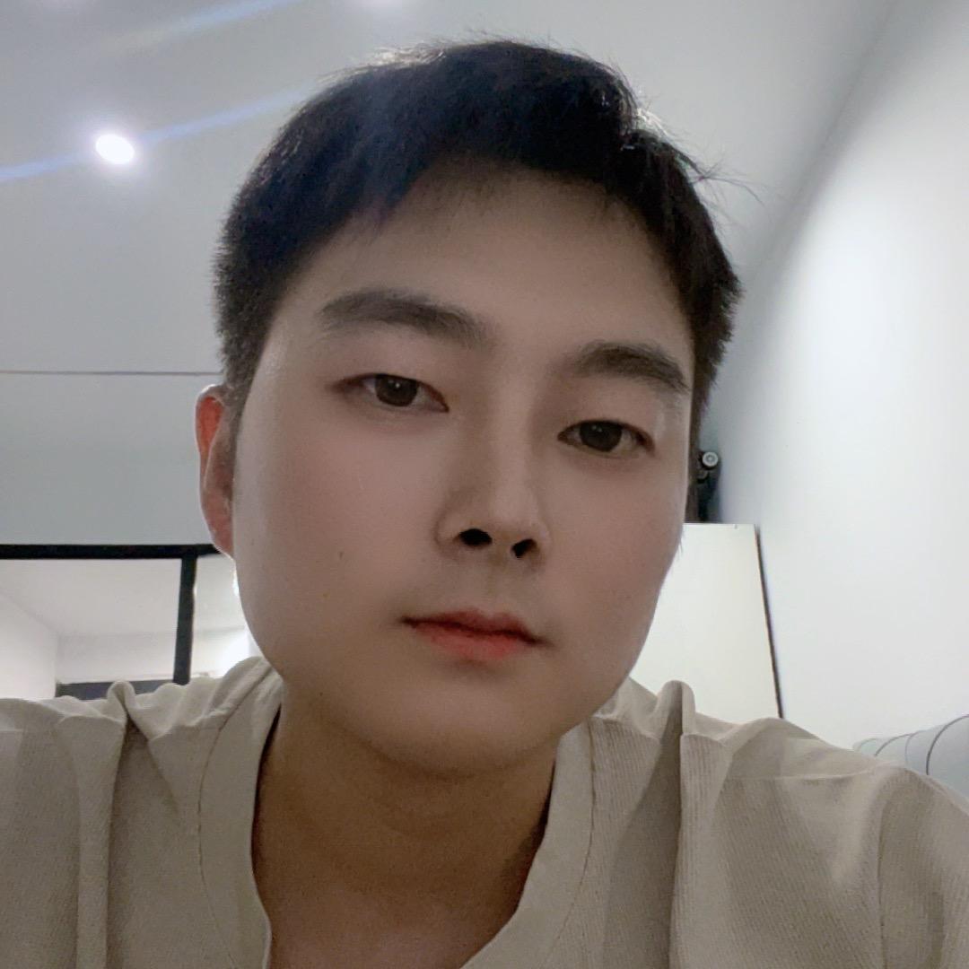 哈哈哈，最近挺开心🥳