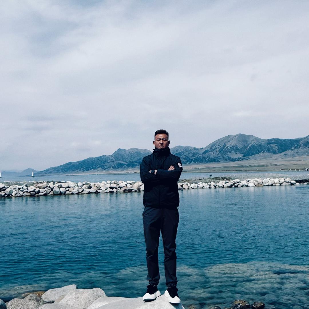 AAA新疆收破烂有限公司邹总