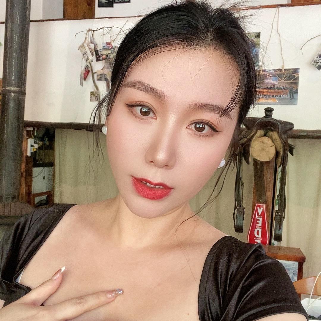 一朵老婆花（巨獸健身）