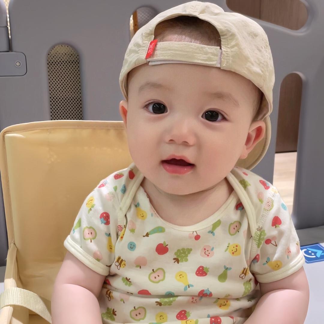 萌宝宝吖