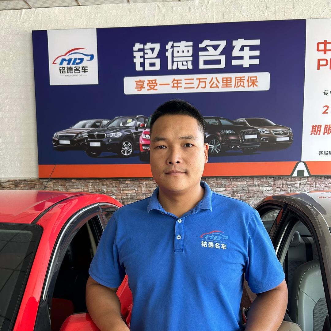 温猪儿(战狼救援队队长）