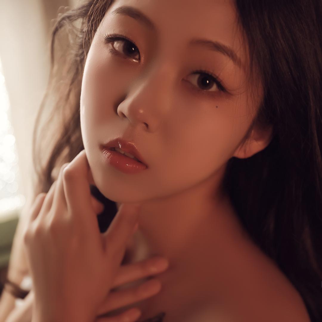 不能让她左手中指白肿