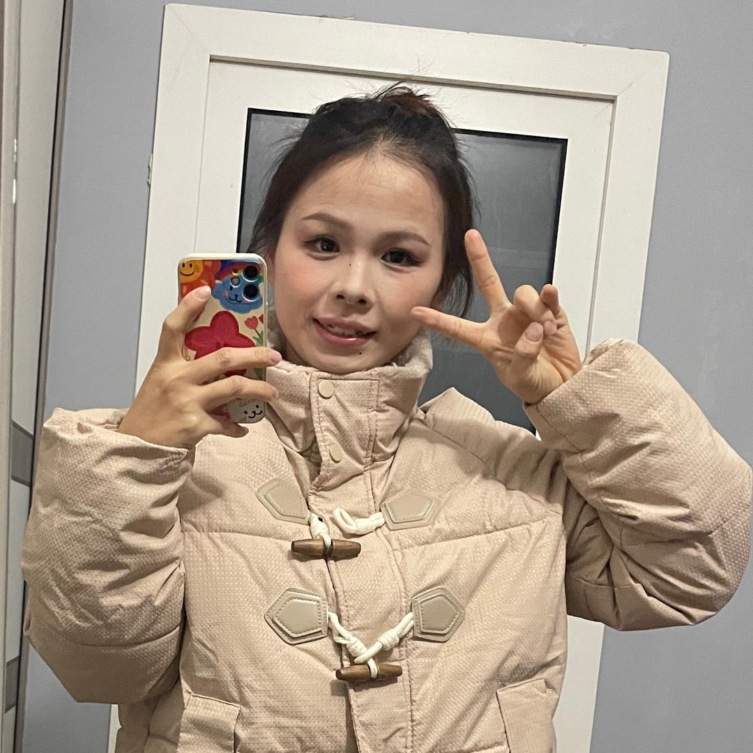圆脸草莓🍓