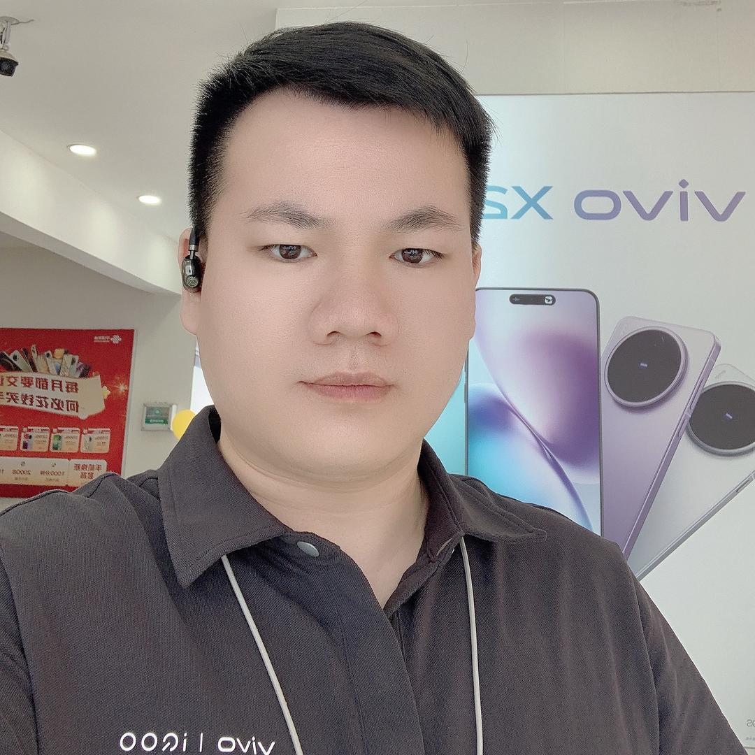 靖西vivo体验店小潘
