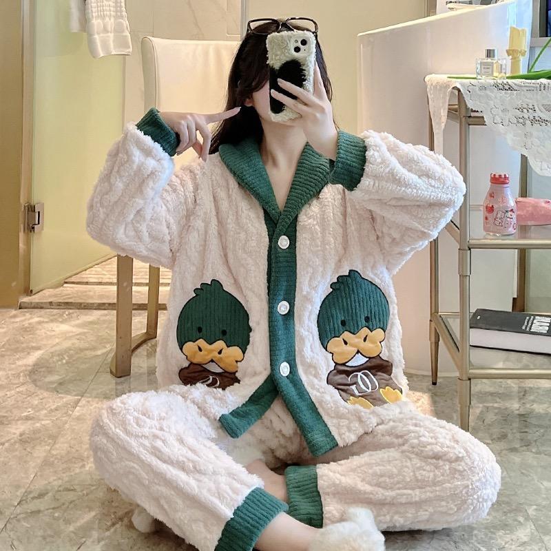 梦文服饰穿搭