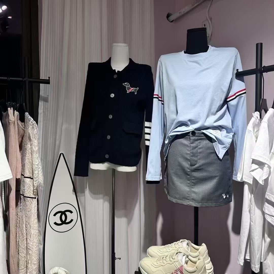 里物·Umi服饰印象城3栋17楼1708