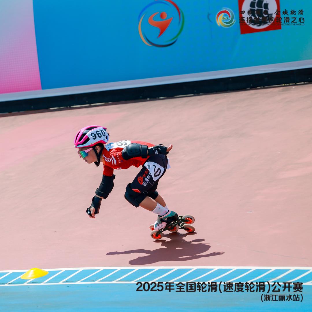 奕育姐弟～速滑