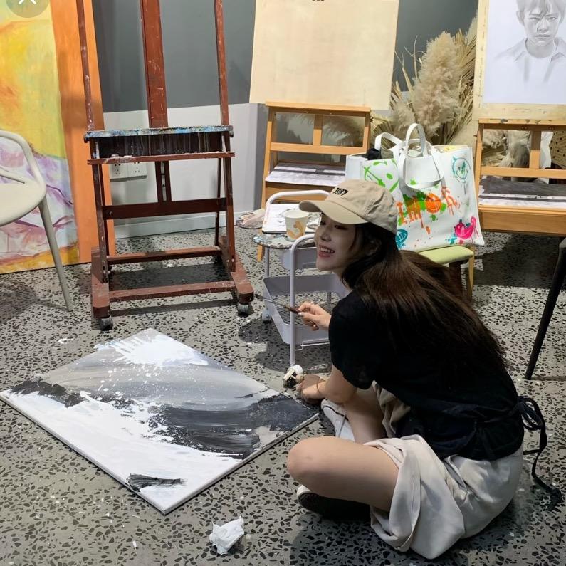 ㅤ肚脐眼