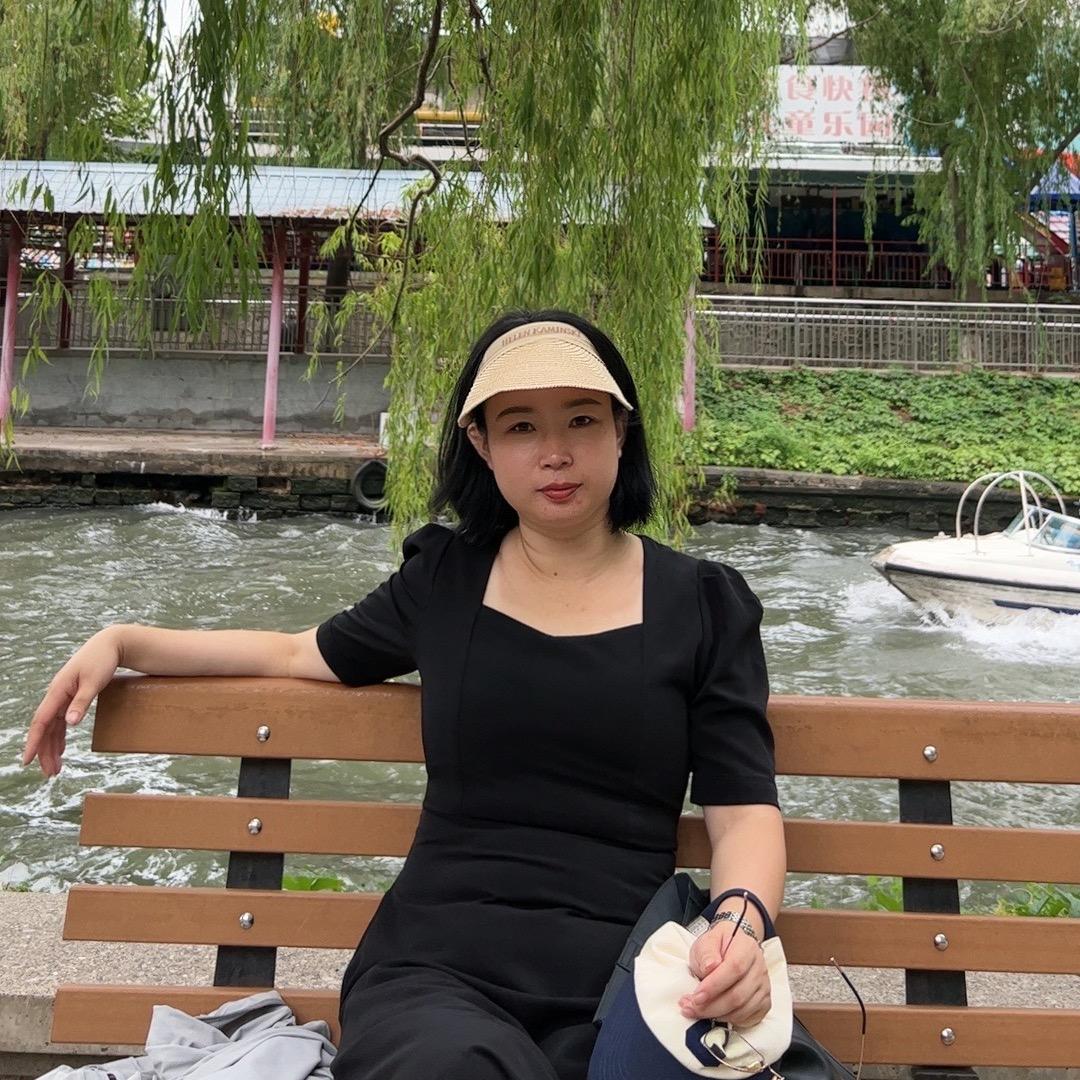 株洲漂亮美媚时尚女装