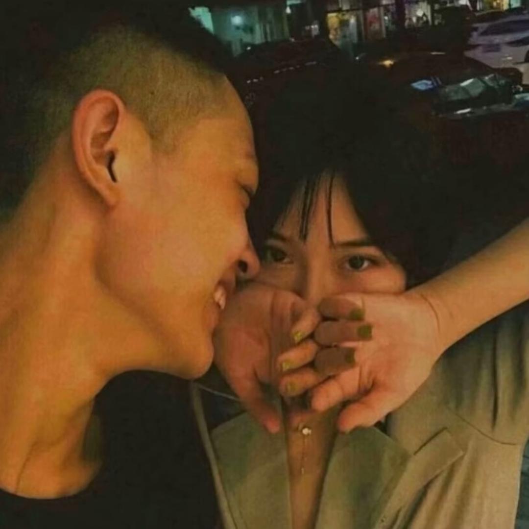X喜嘻.
