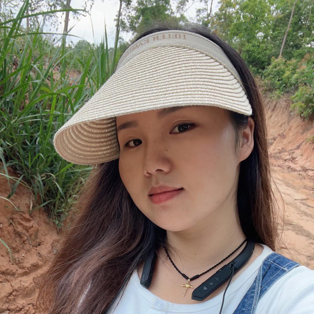贝 拉