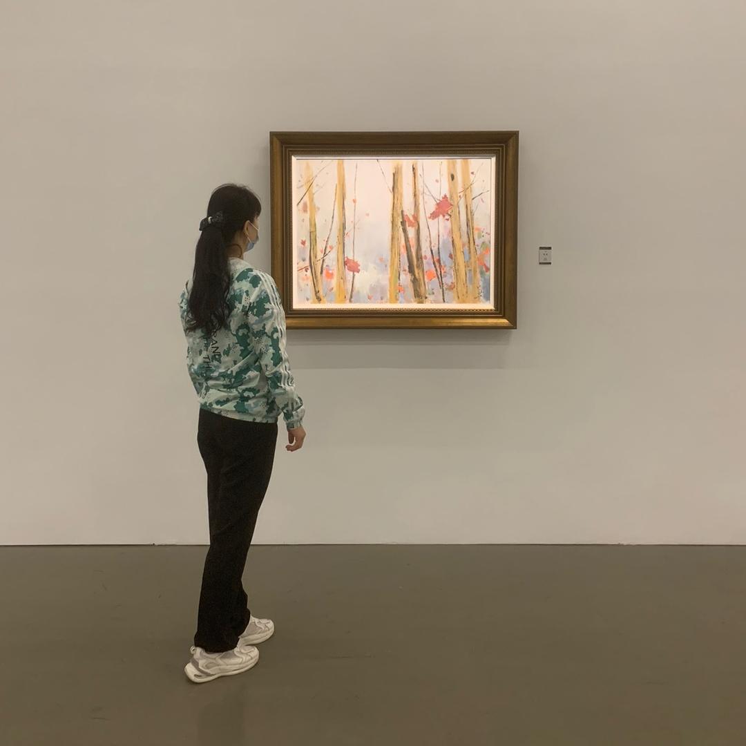 蓬勃生长艳阳满天