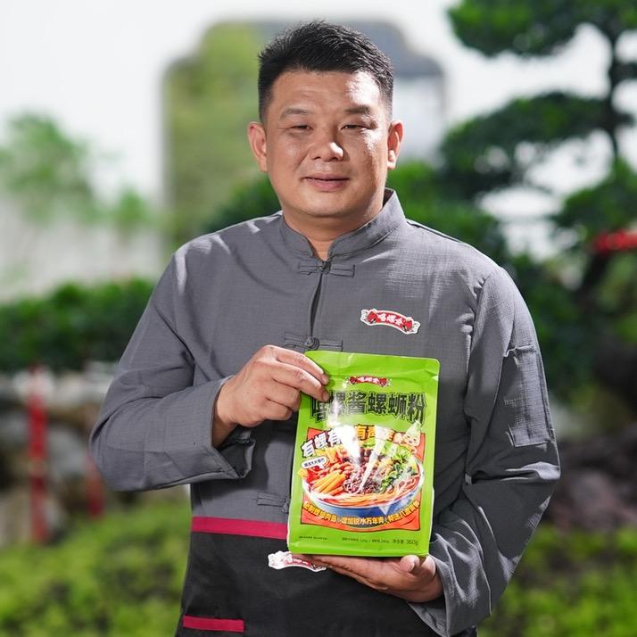 螺蛳粉传承人老杨